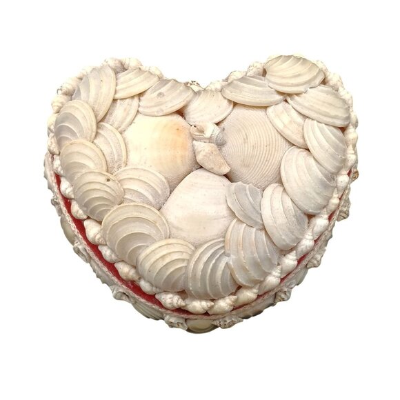 Heart-Shaped Vintage Shell Trinket Box with Red Velvet Lining Handmade Philippin - Picture 1 of 6